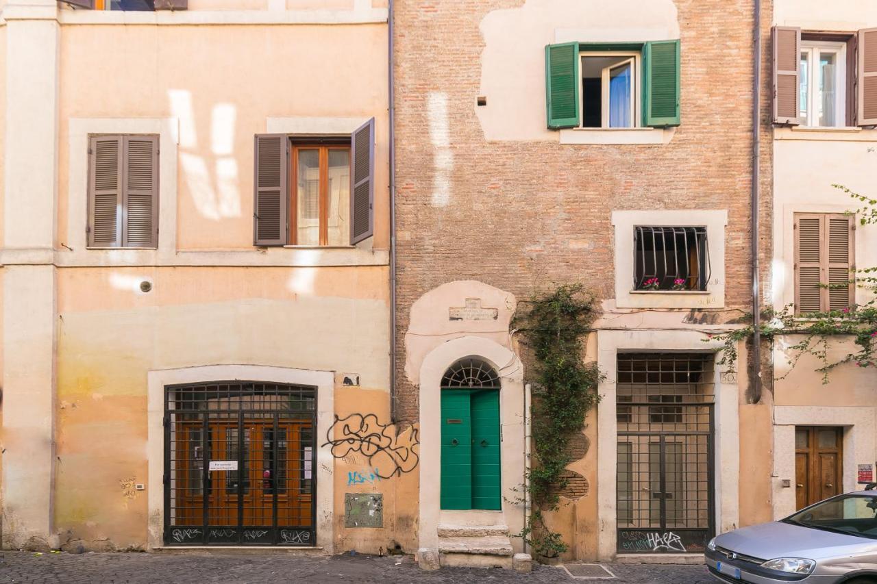 Apartment Moro 50 - Loft In Trastevere Rom